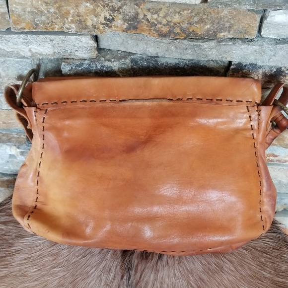 Vintage 1970s Tooled Leather Shoulder Bag - Picture 14 of 16